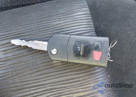 2010 Mazda Mazda6 I Touring Plus z USA, uszkodzony, nr VIN 1YVHZ8CH4A5M02868